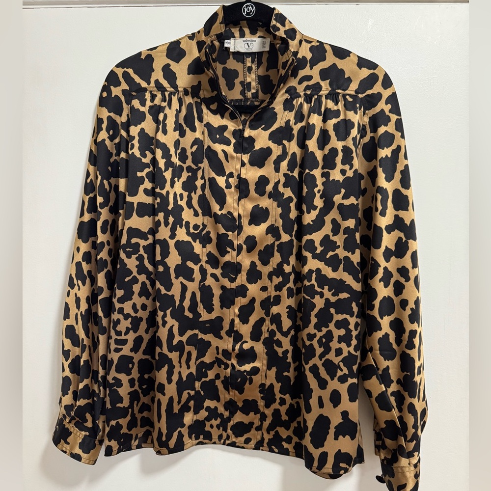 Valentino silk camel & black blouse. Made in Italy.